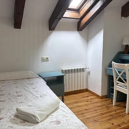 Bpirineos-la Montaneta شقة بيناسكي