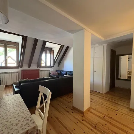 Bpirineos-la Montaneta * بيناسكي